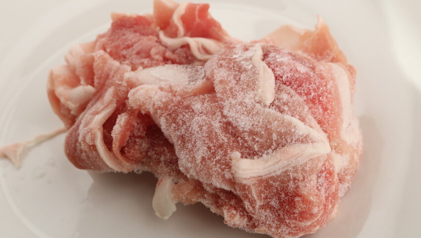 冷凍肉を美味しく解凍する方法 ドリップを出さないコツ
