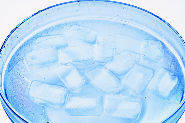 冷蔵庫で低温解凍 冷凍肉の正しい解凍方法